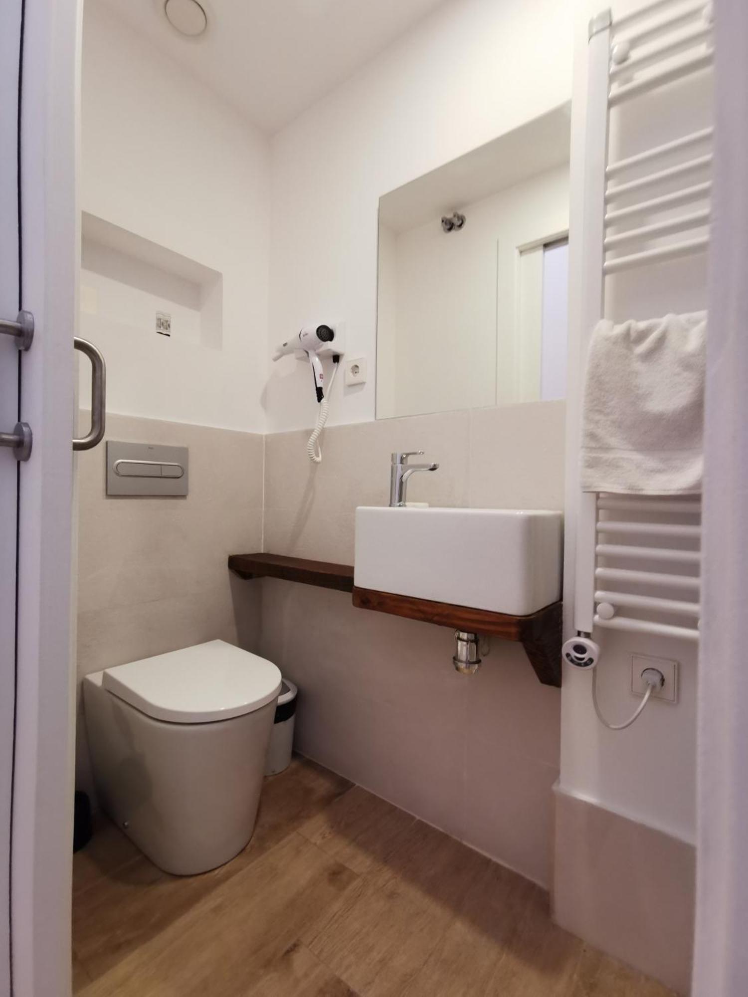 Classbedroom Port Ramblas バルセロナ 部屋 写真
